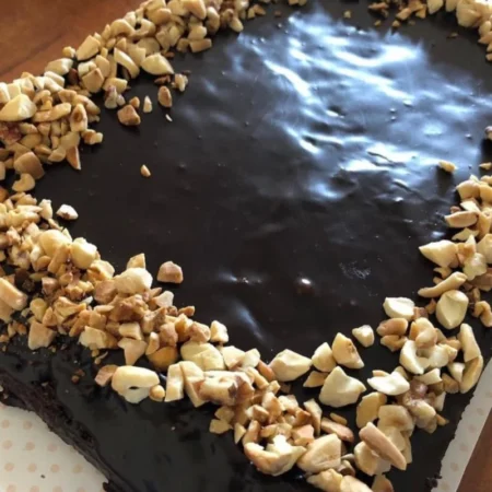 1.5kgs Brownie Cake with Nuts